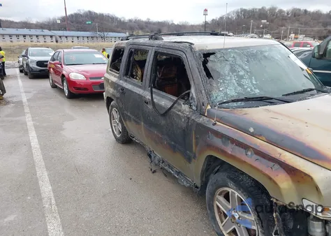 2007 Jeep Patriot Sport z USA, uszkodzony, nr VIN 1J8FF28W77D312003